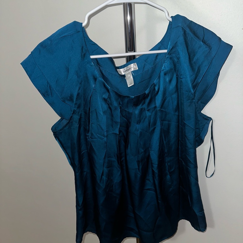DRESSBARN TOP L
